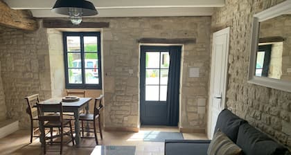 GĂźte des Ruches, Peaceful & Homely 1 bedroom GĂźte with pool