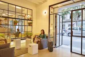 Reception - The Boc Hostels Palma - Youth Hostel (Palma de Mallorca)