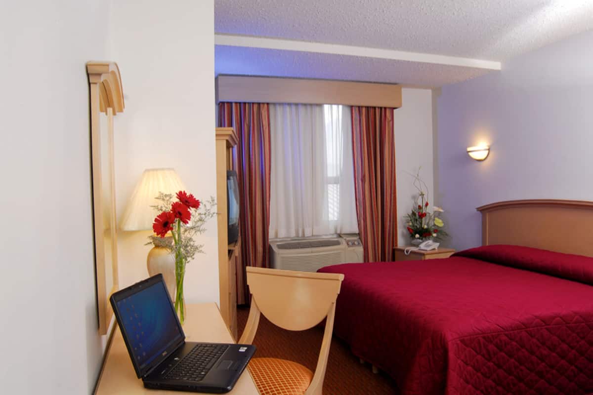 Caja de seguridad en la habitación, cortinas blackout y wifi gratis