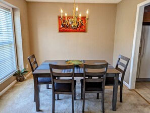 Dining - Cozy Cheerful 2 bedroom 2 1/2 bath townhome. (Raleigh)