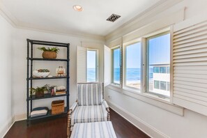 Interior - Windanseaside | Steps to Beach + Ocean Views (San Diego)