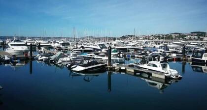 Bed on a Boat Holiday in the Heart of Torquay