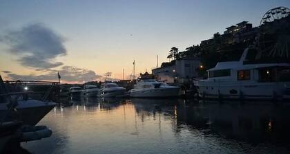 Bed on a Boat Holiday in the Heart of Torquay