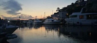 Bed on a Boat Holiday in the Heart of Torquay