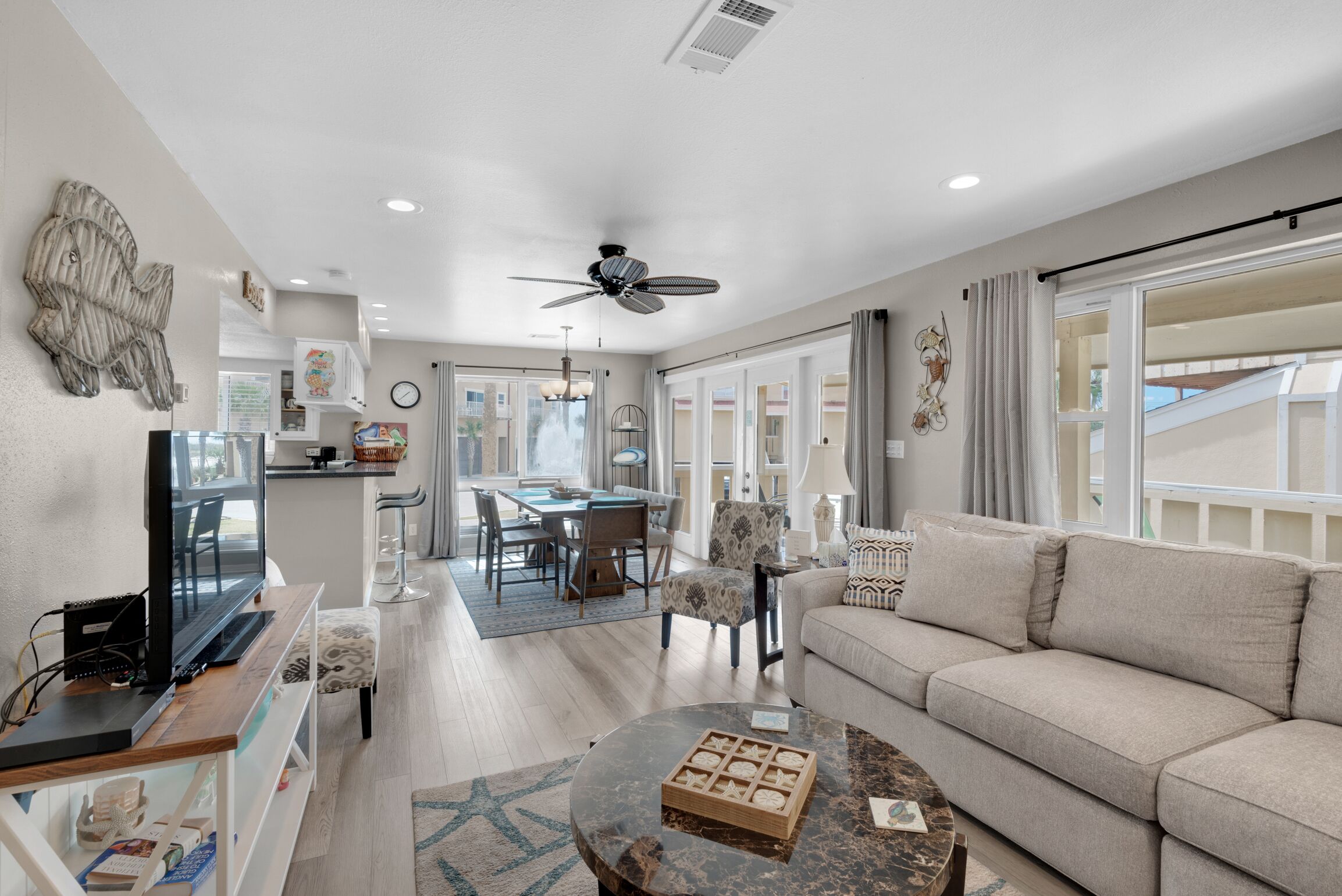 🌊Walk to Beach~Gulf Views~Updated~3BR Regency CabanasE1