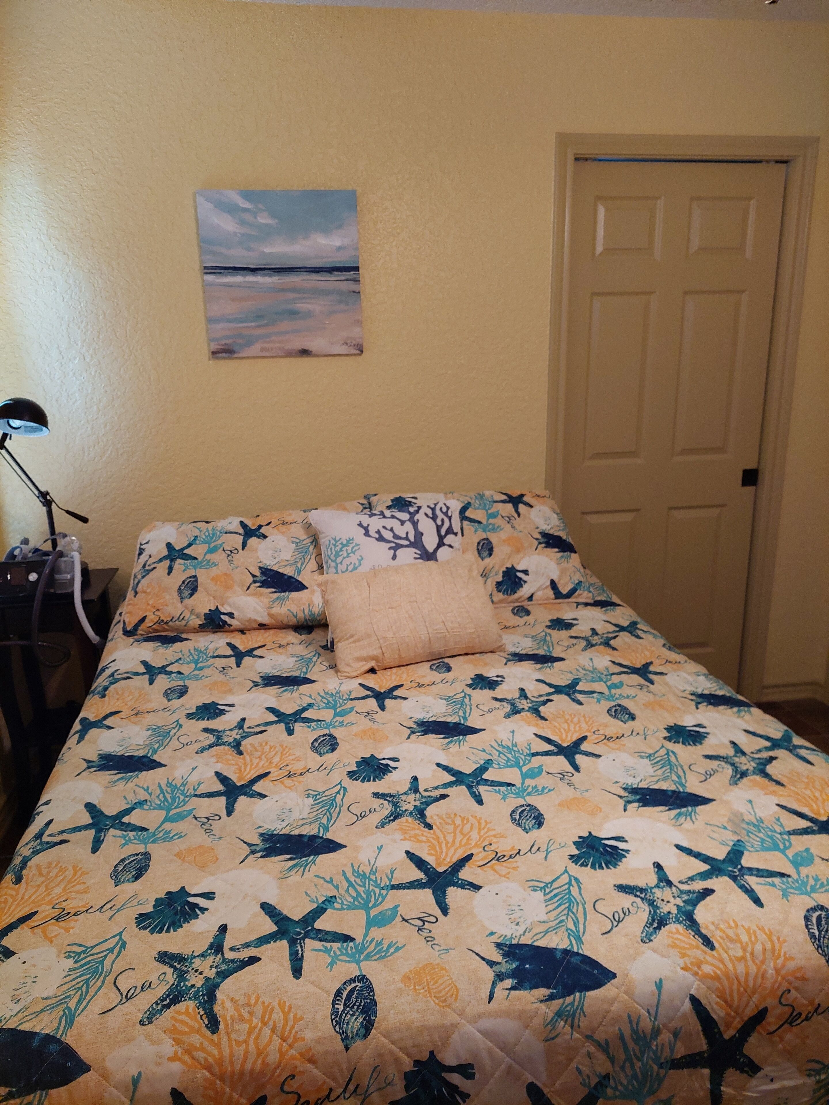 NEW LISTING! Minutes away from Beach, Intercoastal, & boat ramp. Great Fishing!