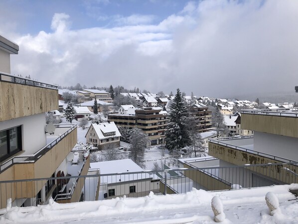 Exterior - An approximately 80m² apartment with a 40m² terrace and a great view (Schönwald im Schwarzwald)