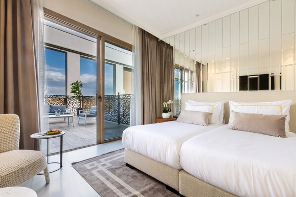 Superior Balcony | Minibar, desk, free WiFi, bed sheets