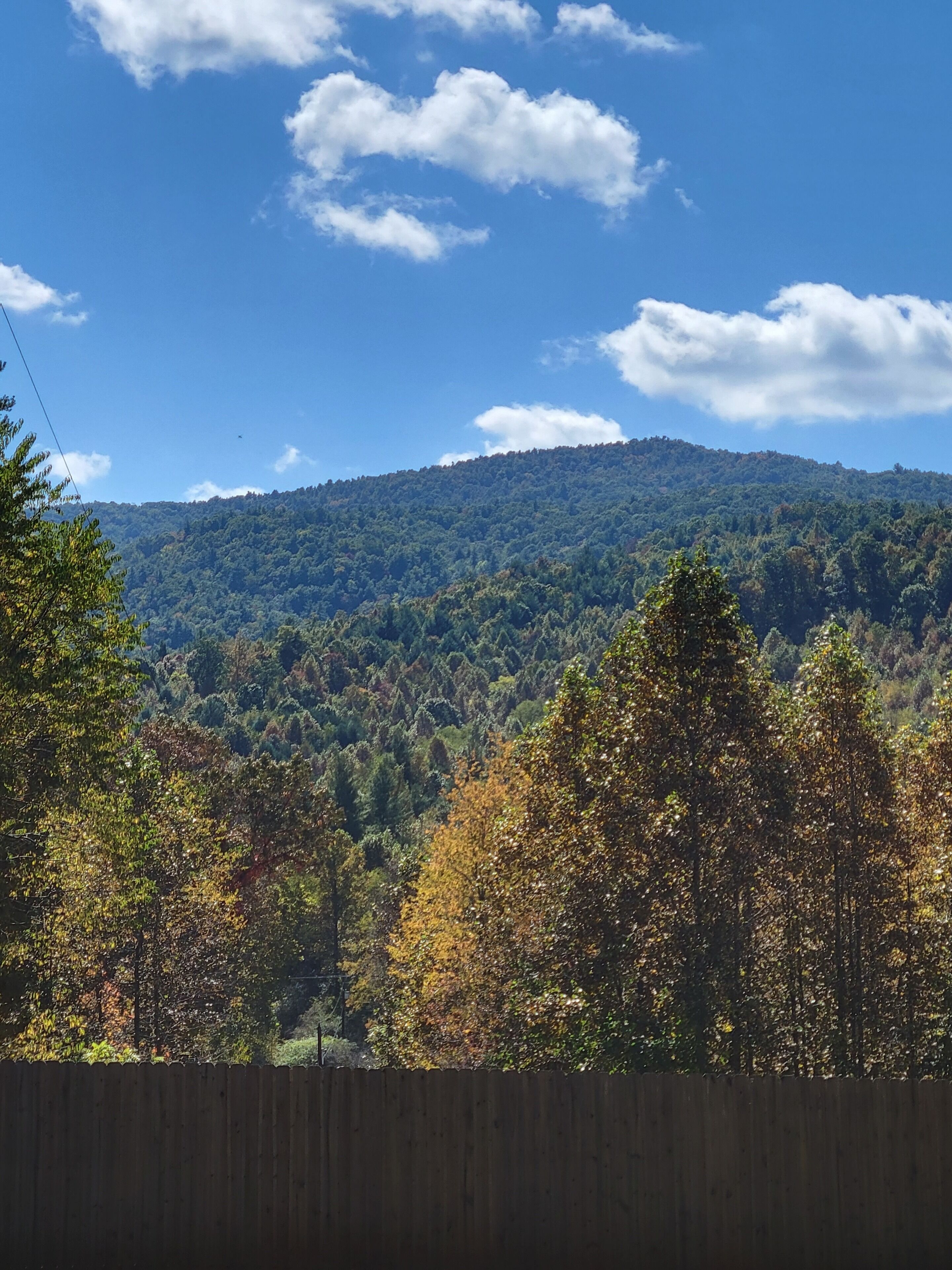 Country Home Private Setting Mountain Views