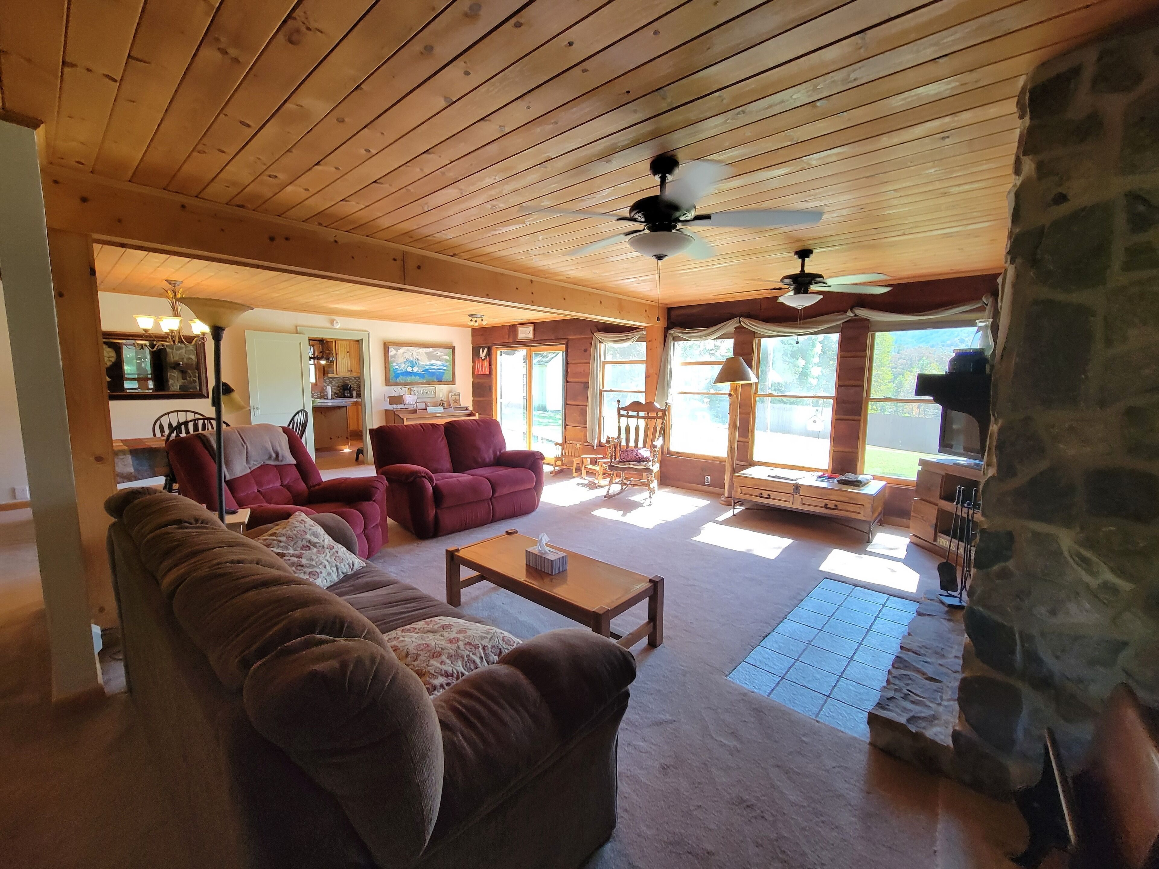 Country Home Private Setting Mountain Views