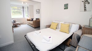 Unclassified image, 3 of 25, button - Parkview by Tŷ SA (Newport)