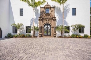 Exterior - Private Indoor/Outdoor POOL & Waterfront Oasis on Siesta Key (Sarasota)