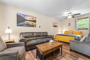 Smart TV - Family fun at Relaxation Retreat- Branson getaway! (Branson)