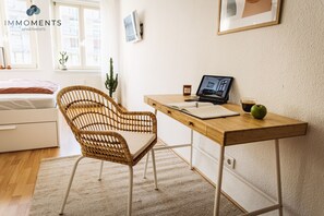 1 bedroom, desk, iron/ironing board, free WiFi - Cozy apartment in the center with Netflix WE 91 (Magdeburg)