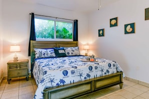 2 bedrooms, iron/ironing board, travel crib, internet