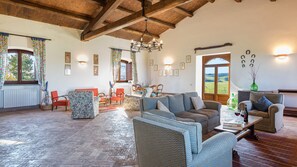Smart TV, fireplace, ping pong, books - Casale le Tre Querce 8+1, Emma Villas (Orvieto)