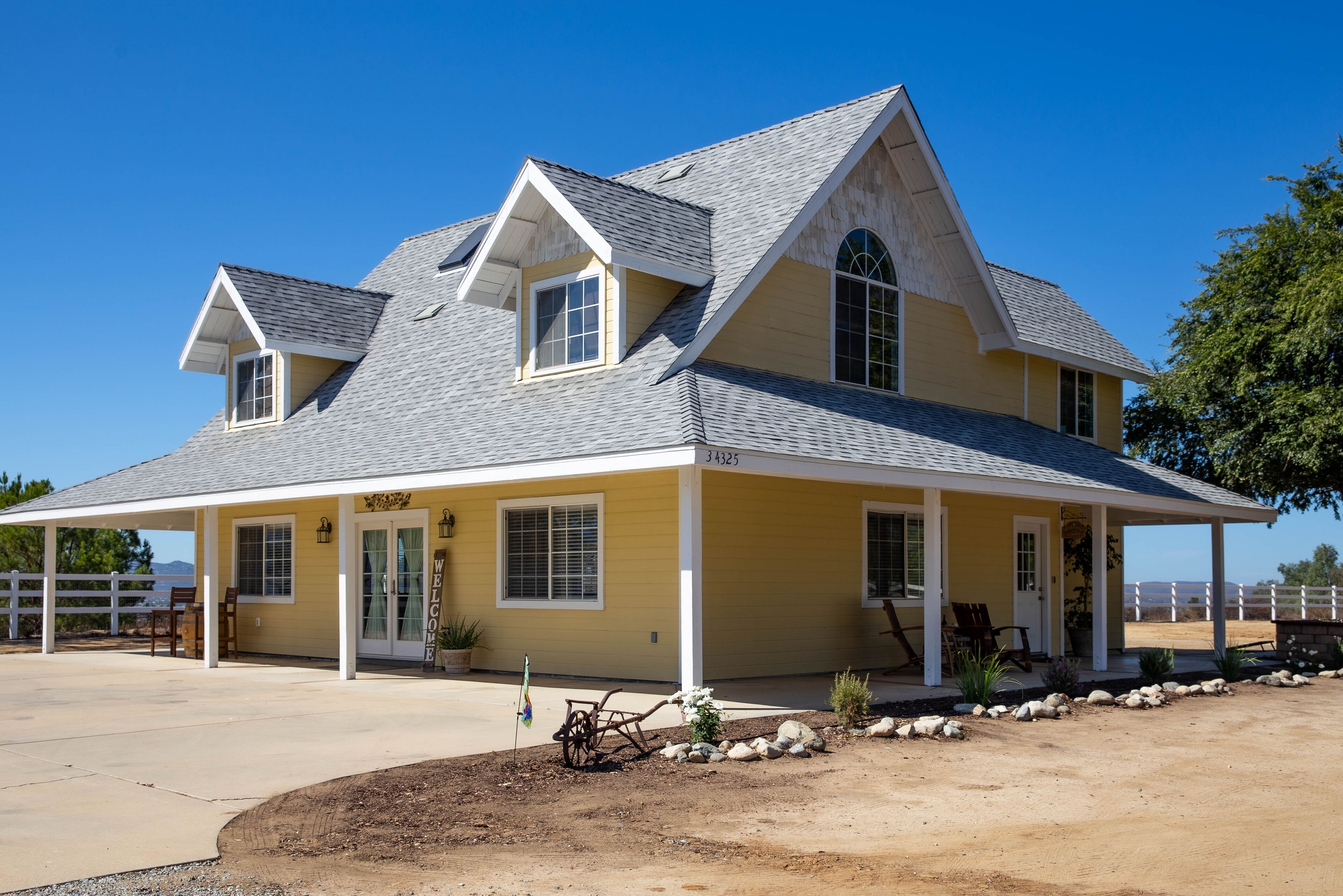 🍷 Wine Country Home: gorgeous views, minutes from wineries, horses & soccer!