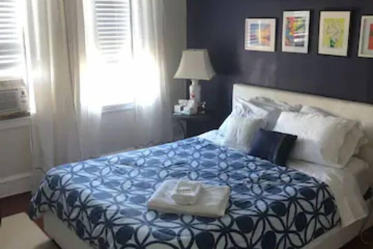 Classic Apartment, 1 Queen Bed with Sofa bed, City View