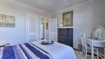 特色公寓, 1 張加大雙人床和 1 張沙發床, 城市景觀 | 1 間臥室、熨斗/熨衣板、免費無線上網、床單