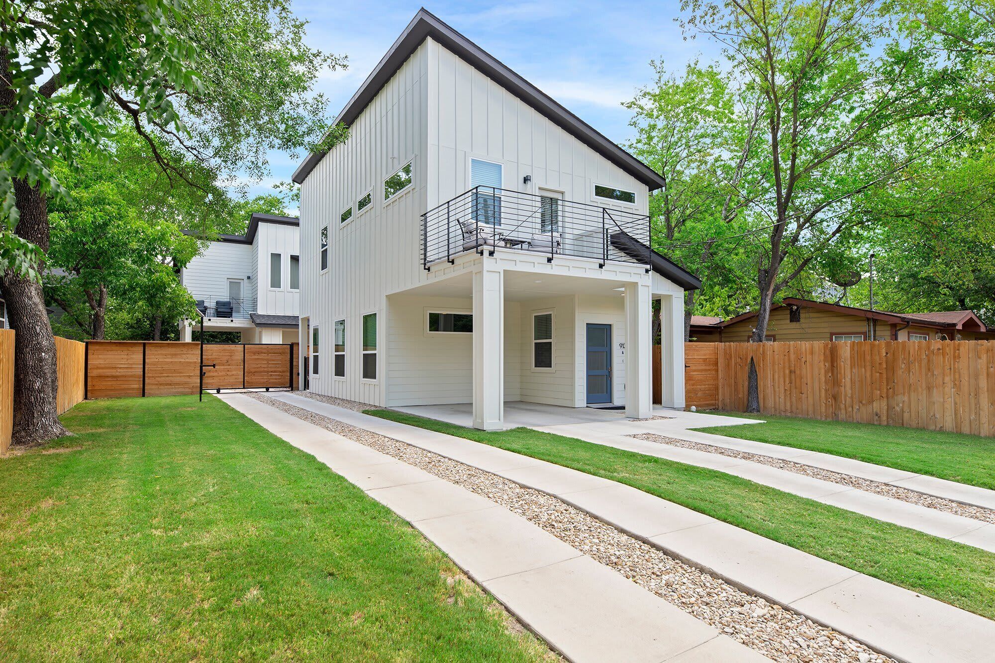 New! Modern Home in Montopolis-A