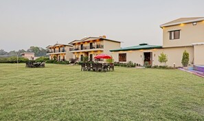Garden - Treebo Kaira Resort With Pool View, 5 Km From Jim Corbett Jungle Safari (Ramnagar)
