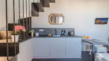 Fridge, electric kettle