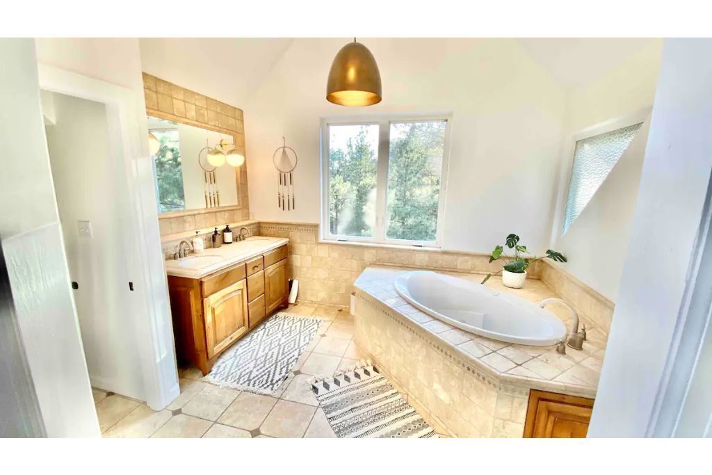 Magestic Mountain Mumma Heart of lake Arrowhead