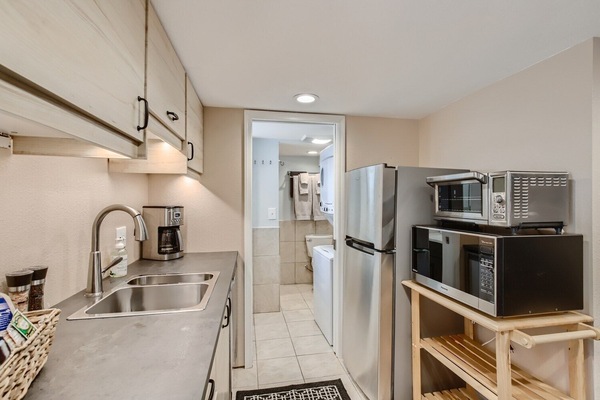 Fridge, microwave, dishwasher, toaster