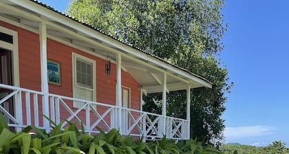 Cabin style family home, great views, 15mins from renown beaches in Port Antonio