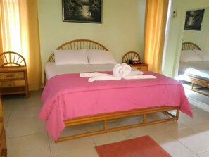 3 bedrooms, free WiFi, bed sheets