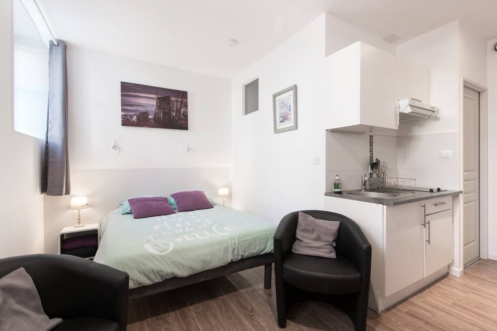 Furnished studio on the ground floor very close to the thermal baths (n°37)