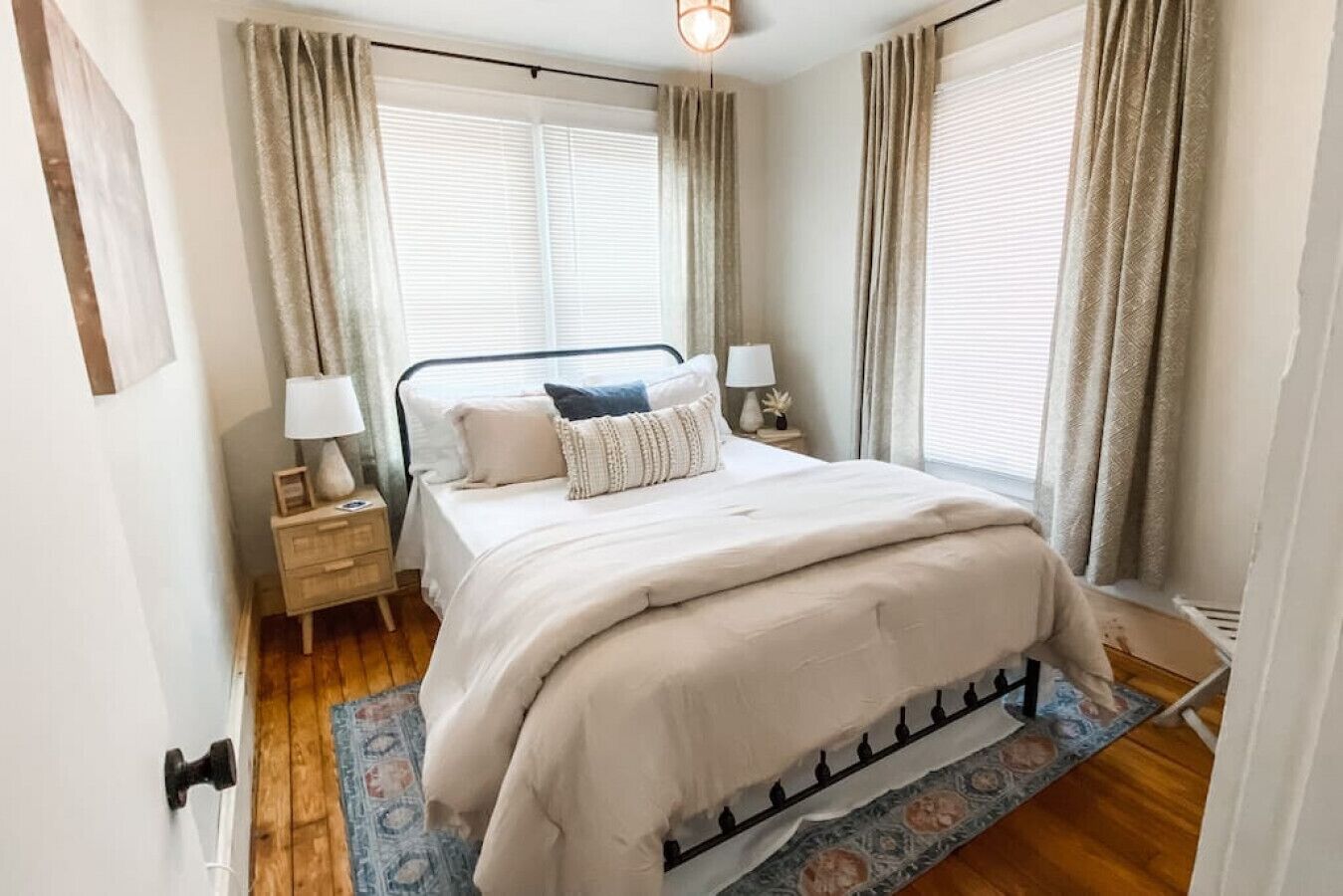 2 多间卧室、熨斗/熨衣板、旅行婴儿床、WiFi