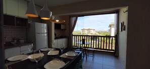 Apartament Deluxe, 2 dormitoris, vistes a la piscina | Menjador