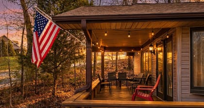 Spacious Lakefront Duplex