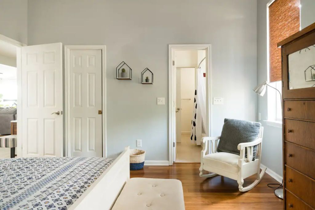 Country Living Close to Downtown Georgetown