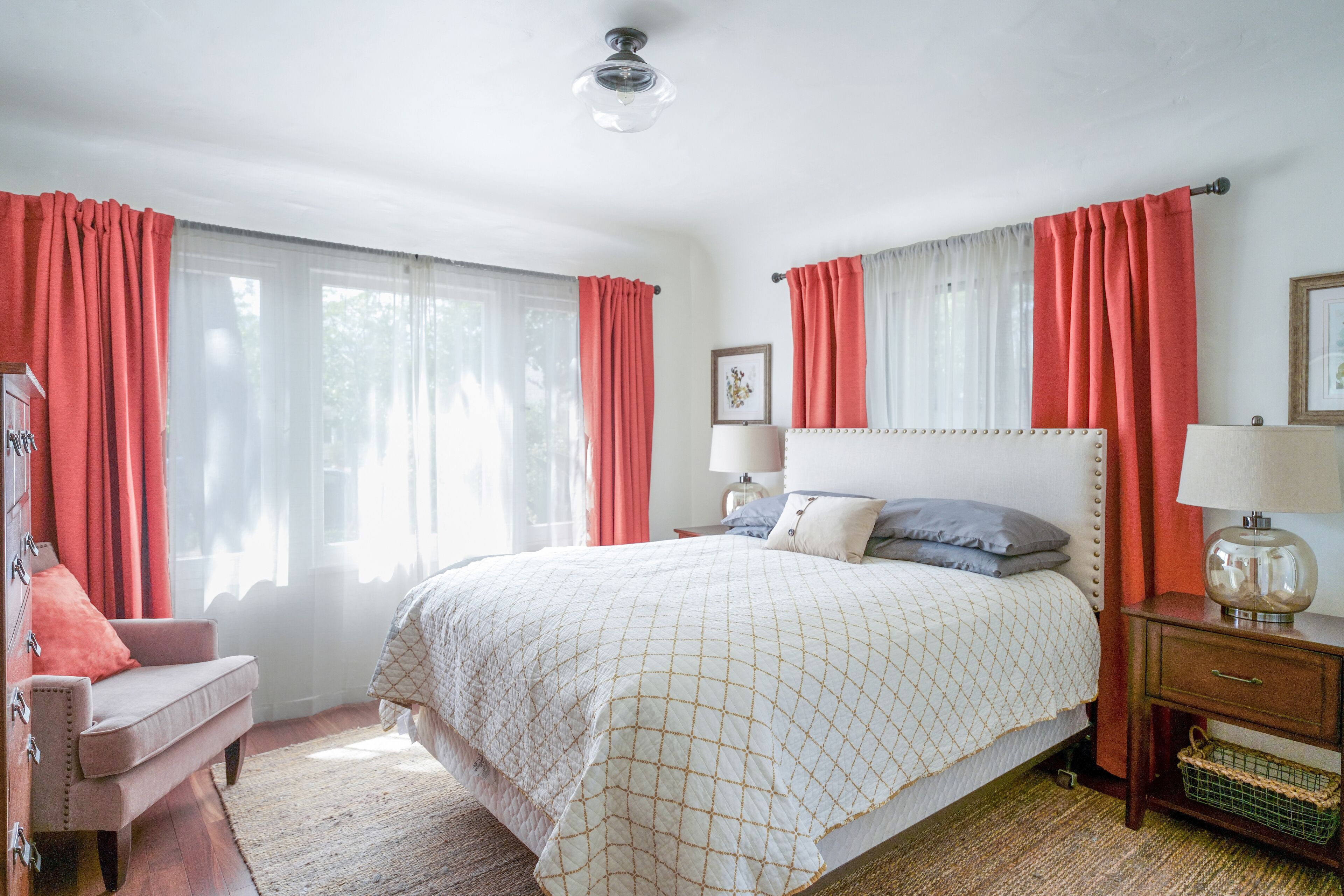 Charming Spanish 3 Bedroom Home in Glendale