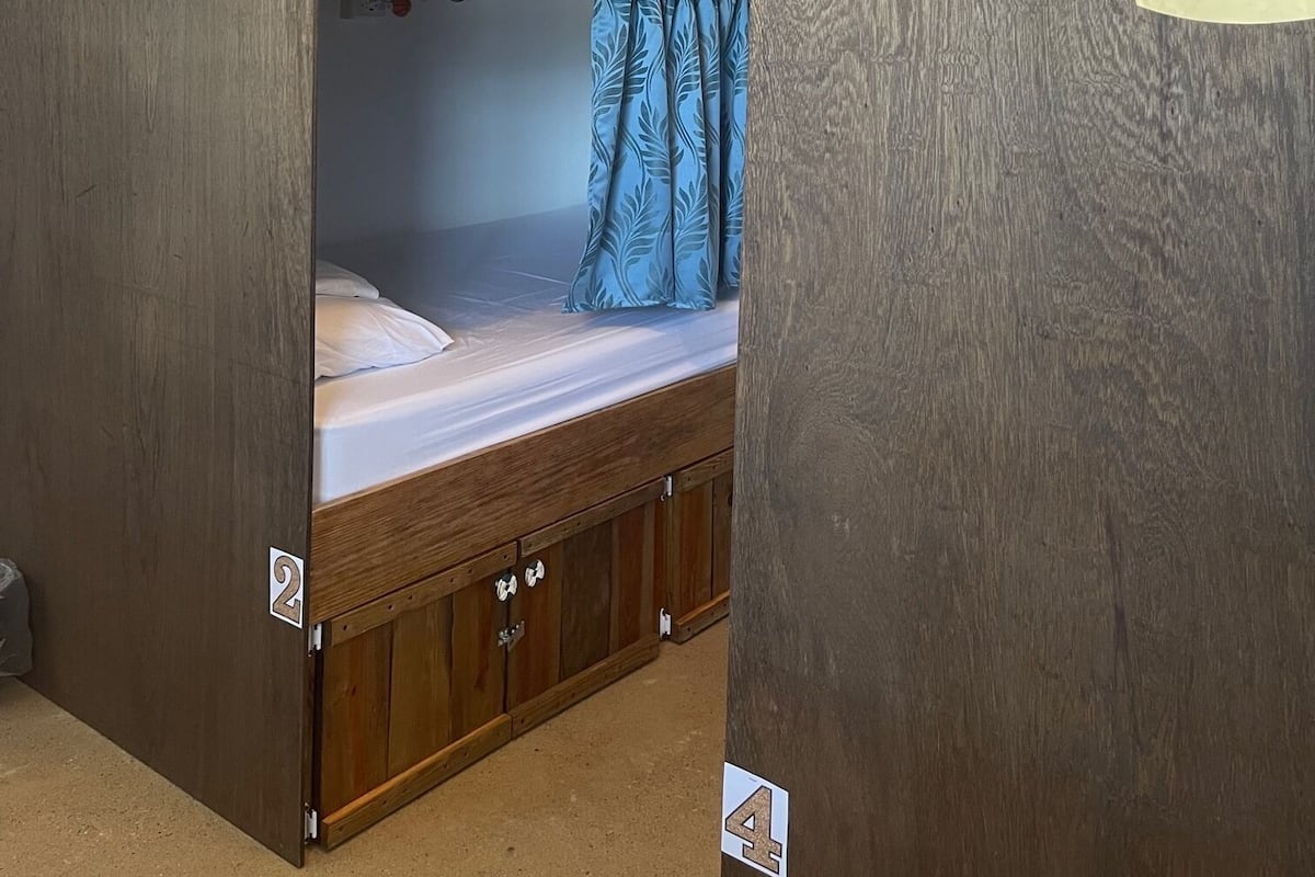 Een kluis op de kamer, gratis wifi, beddengoed