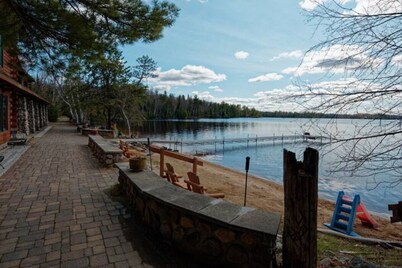 Elbow Lake Lodge: Reflections Lakefront Cabin3BR/1BA