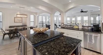 Lakefront swim/fish dock, hot tub, game room