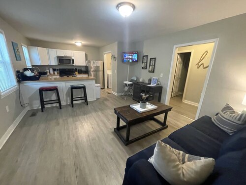 The Chalet / Trendy • Cozy • Contemporary • Urban