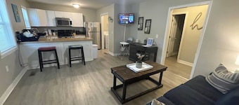 The Chalet / Trendy • Cozy • Contemporary • Urban