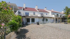 Exterior - Beautiful, Beach Block,3 Bedroom, 2.5Bathroom townhouse with front and rear deck (Brigantine)