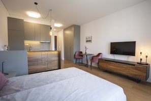 Deluxe Studio Suite | Interior detail