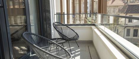 Deluxe Studio Suite | Terrace/patio