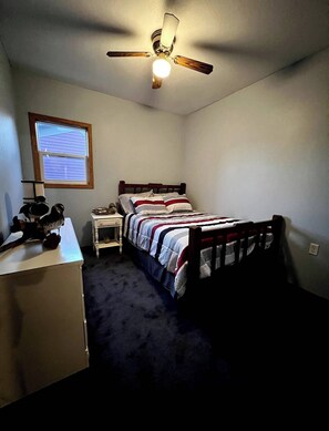 3 bedrooms, WiFi, bed sheets