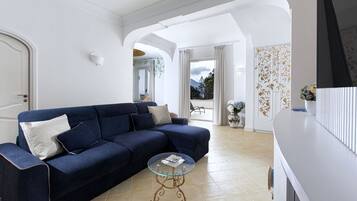 Télévision à écran plat