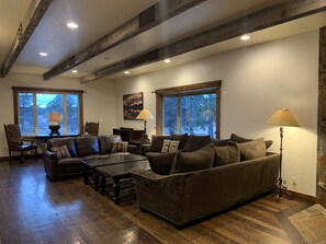 Smart TV, fireplace, table tennis, books