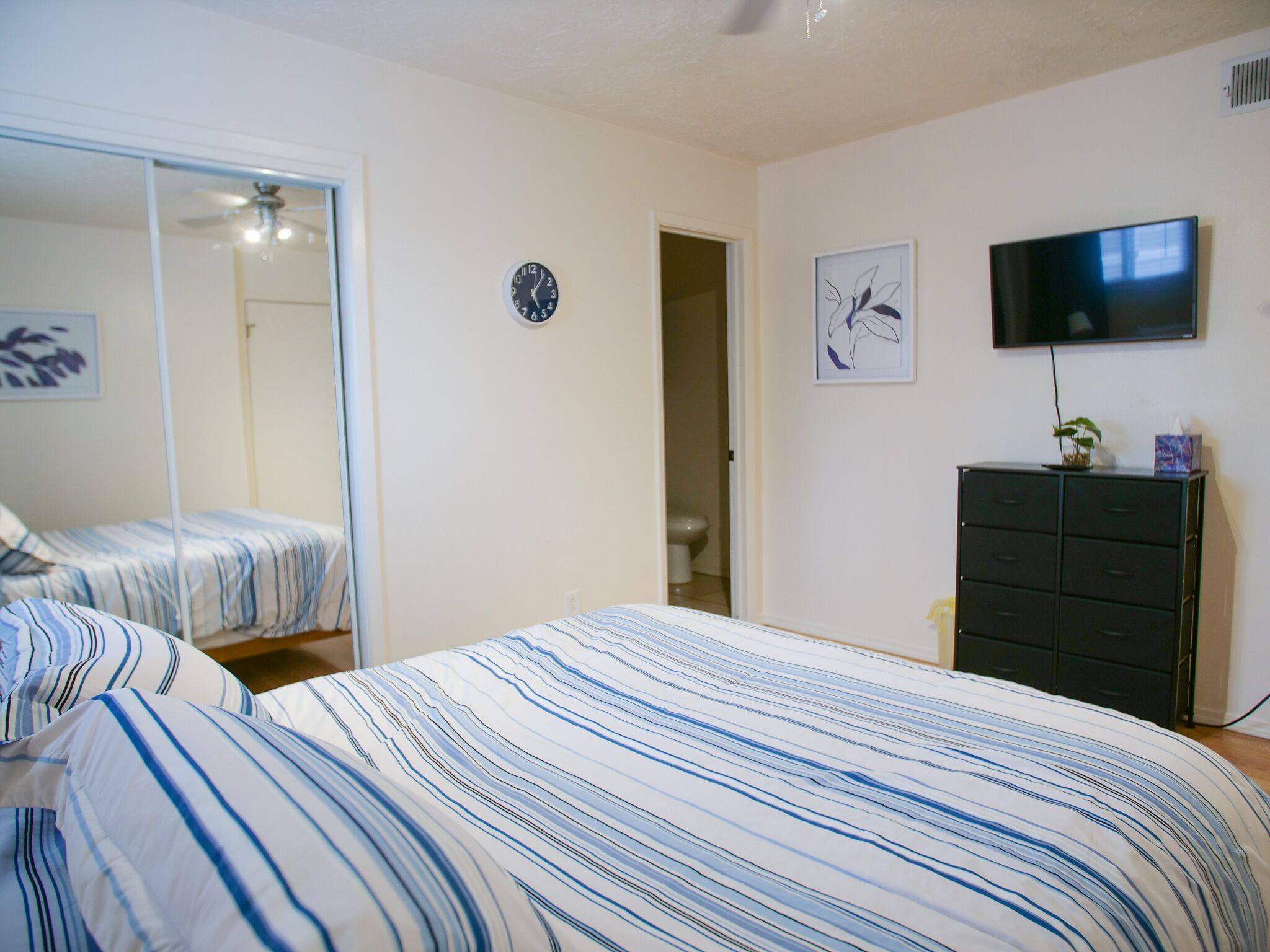 The Lilly Pad - Located in the heart of ABQ