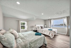 3 bedrooms, iron/ironing board, travel crib, WiFi