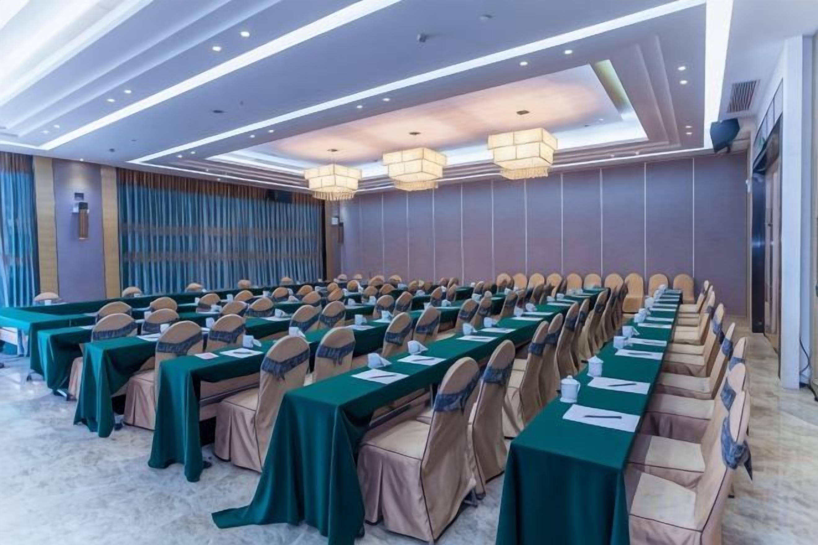 Meeting facility